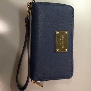 Michael Kors wristlet
