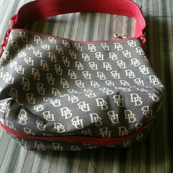 *SOLD* dooney & bourke handbag red strap