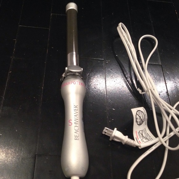 Sarahpotempa Beachwaver Curling Iron
