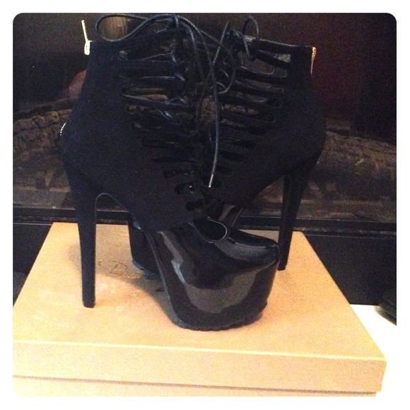 Privileged Denmark Lace up Booties