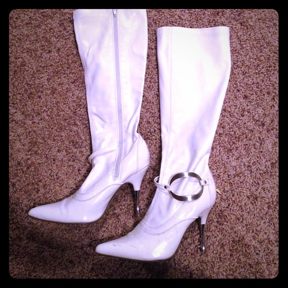 ICora Tall white faux leather boots