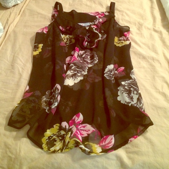 Black floral chiffon tank
