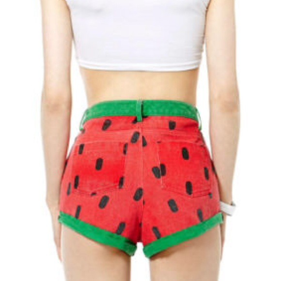 Lazy Oaf shorts - Picture 2 of 2