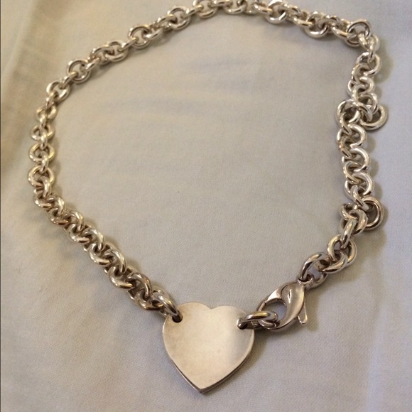 Auth. Tiffany & Co. Heart tag silver necklace - Picture 4 of 6