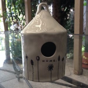A new ceramic birdhouse. It's in perfect shape