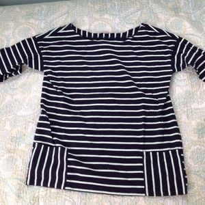 Gap striped quarter length sleeve pocket tee
