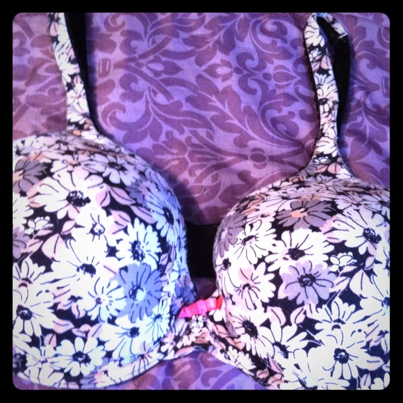 36d Victorias Secret bra embellished & grey vs bra
