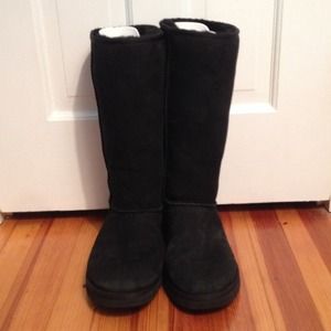 tall black uggs