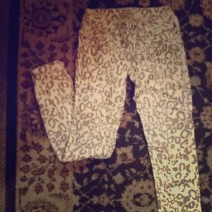 White gold cheetah print skinny jeans, size 3!