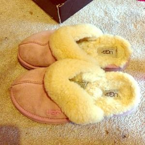 Pink Ugg slippers