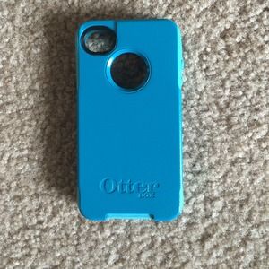 Authentic teal/turquoise commuter otter box!