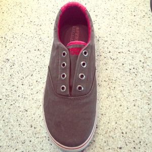 Sperry Halyard Top Siders