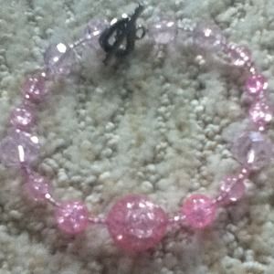 Pink crystal bracelate