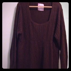Beautiful brown plus size sweater.