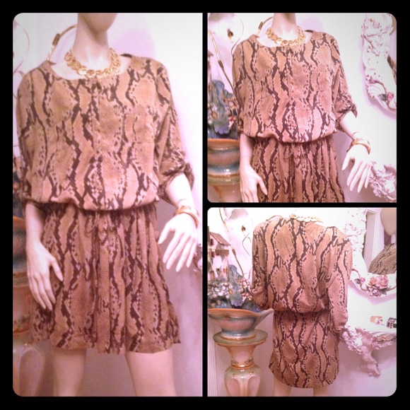 Reynah Leopard Elbow Sleeve Romper Dress