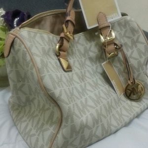 AUTHENTIC MICHAEL KORS