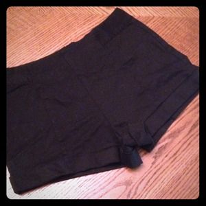 Black high-waist cotton shorts