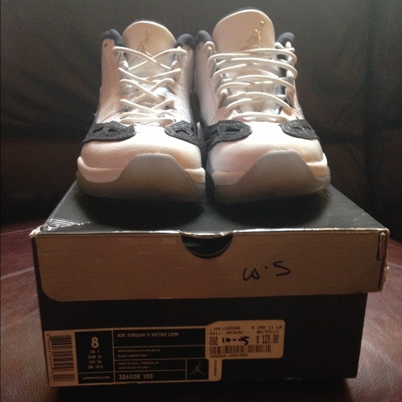 Air Jordan Retro 11 Low