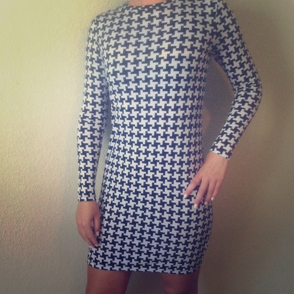 Michael Kors Dresses & Skirts - Michael Kors Black-White dress