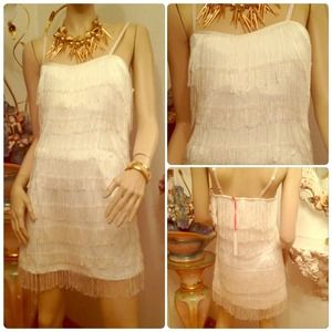 Elegant White Roaring 20s Fringe Dress