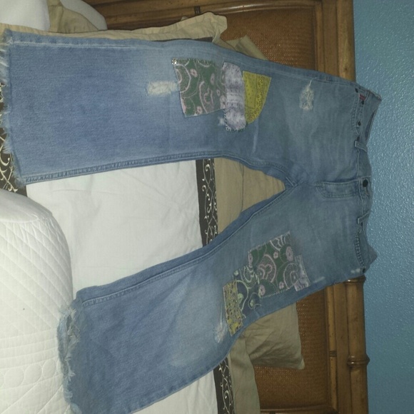 Jeans - Picture 2 of 3