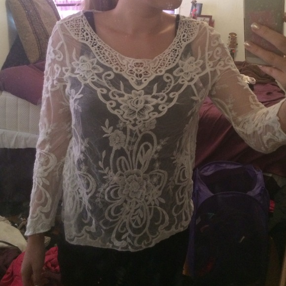 White lace tee