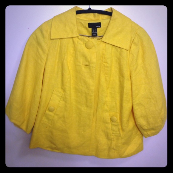 Canary yellow crop peacoat