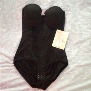 Spanx bodysuit Brand New