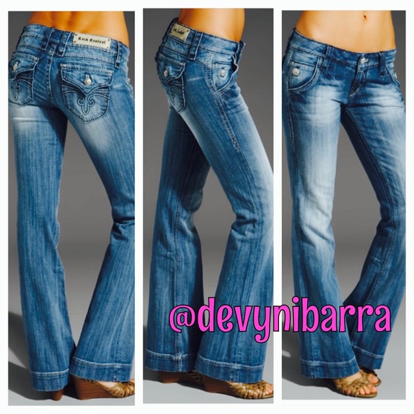 Rock Revival Jeans 🎉SALE🎉