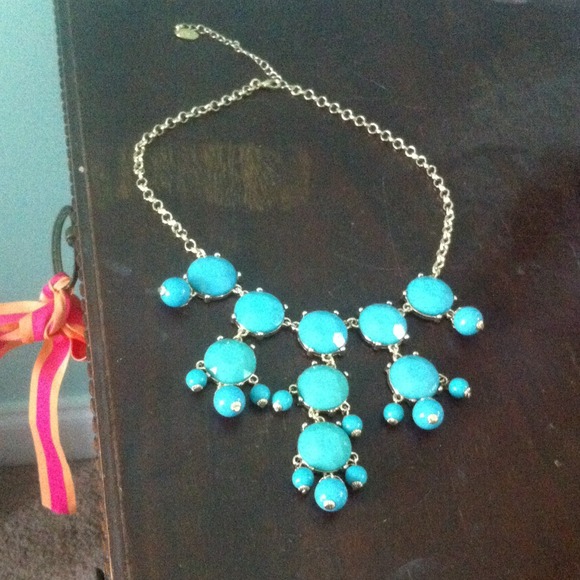 Light blue/teal bubble necklace