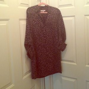 Cute gray leopard print Ann Taylor shirt dress
