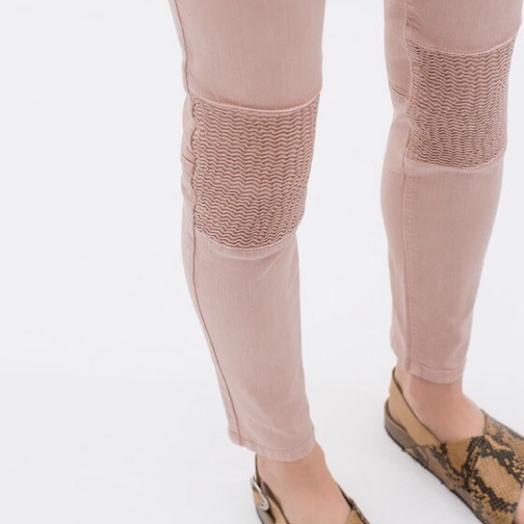 Zara. Pink biker trousers . - Picture 3 of 3