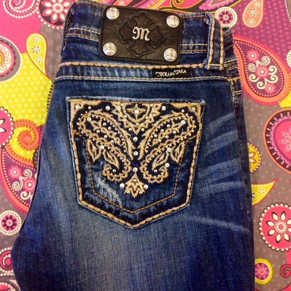 SOLD LOCAL 🎉 - Picture 2 of 4