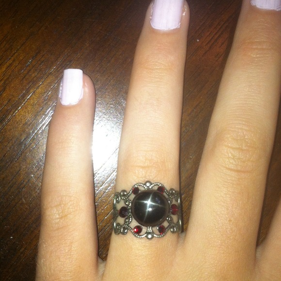 Jewelry - Onyx star Ring