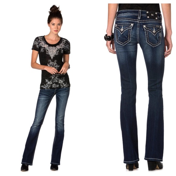 🎉SOLD LOCAL🎉Miss Me Jeans - Picture 3 of 4