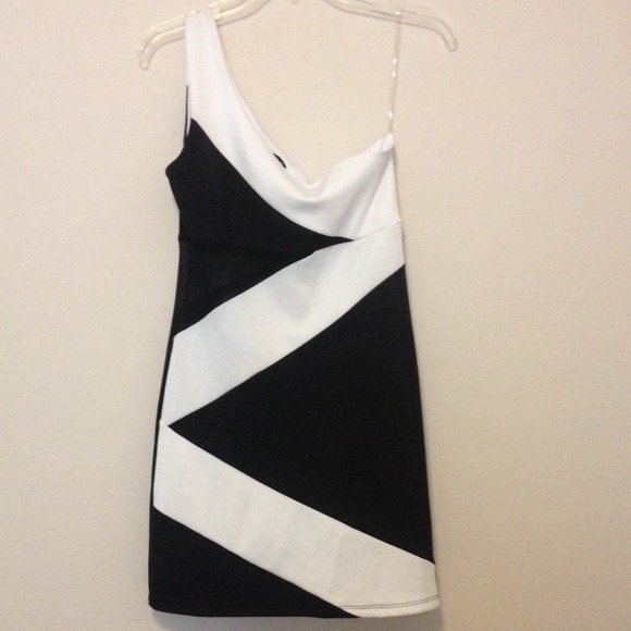 🚫SOLD🚫Night on the Town Dress - Picture 1 of 4