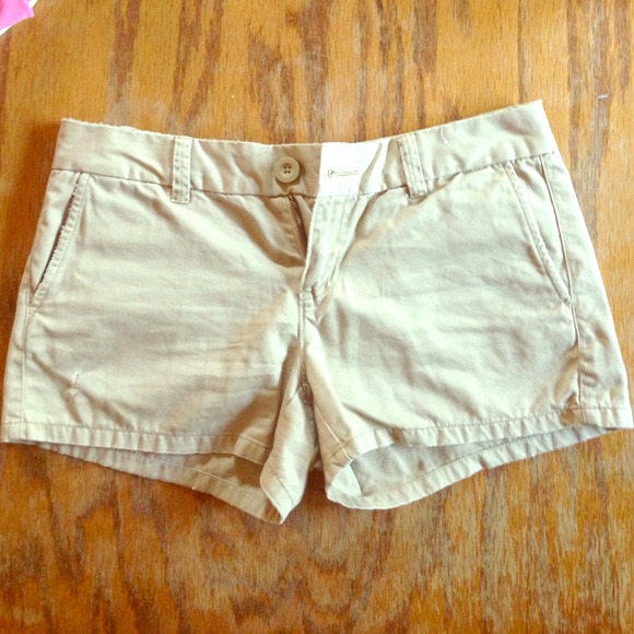 Old Navy khaki shorts