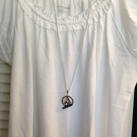 Necklace - Picture 2 of 2
