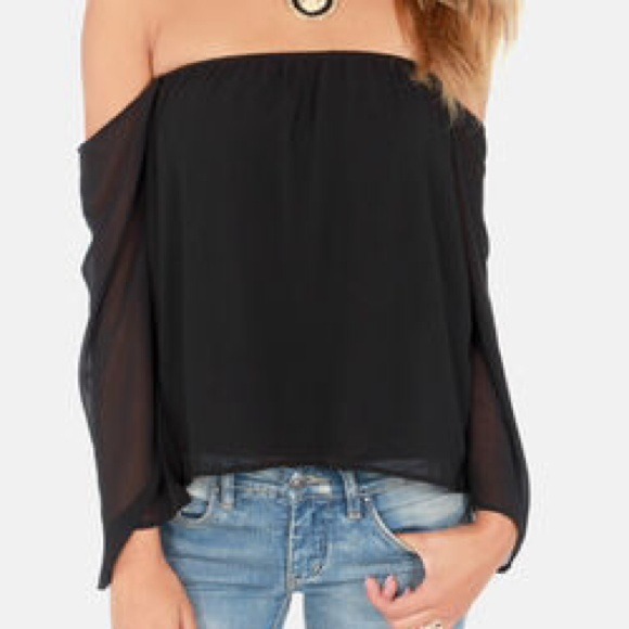 ❌❌SOLD❌❌Mint Green Bare Shoulder Top