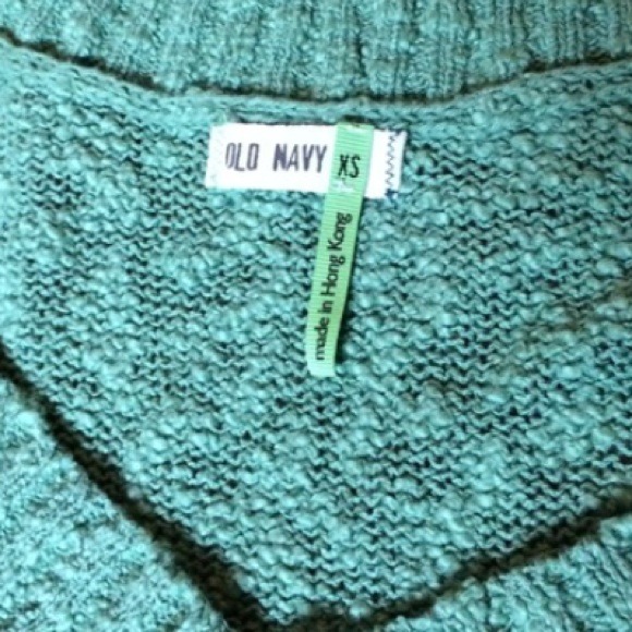 Green Sweater - Picture 4 of 4