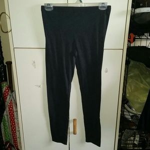*SOLD* Gray leggings.