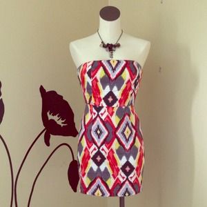 Sleeveless printed dress