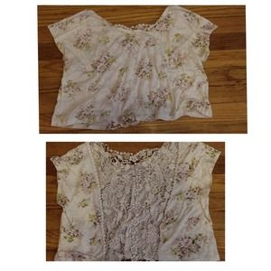 LF crop floral top.