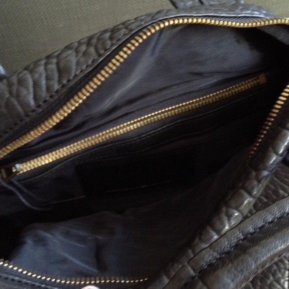 Black Rocco - Picture 3 of 3