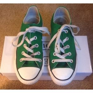 Green Converse 🍀🍀