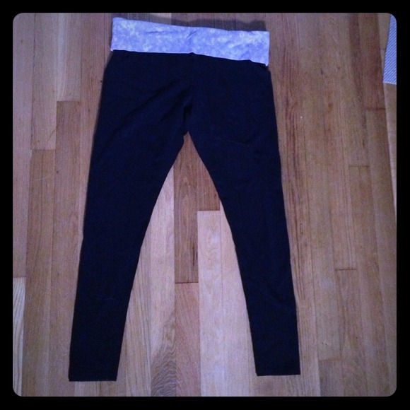 Bundle!! Pants and abs in a box :)!