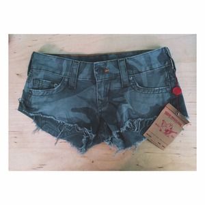 NWT True Religion Camo Denim