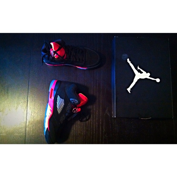 GIRLS AIR JORDAN 5 RETRO