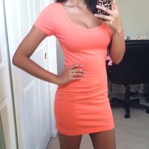 Coral Short Sleeve Dress