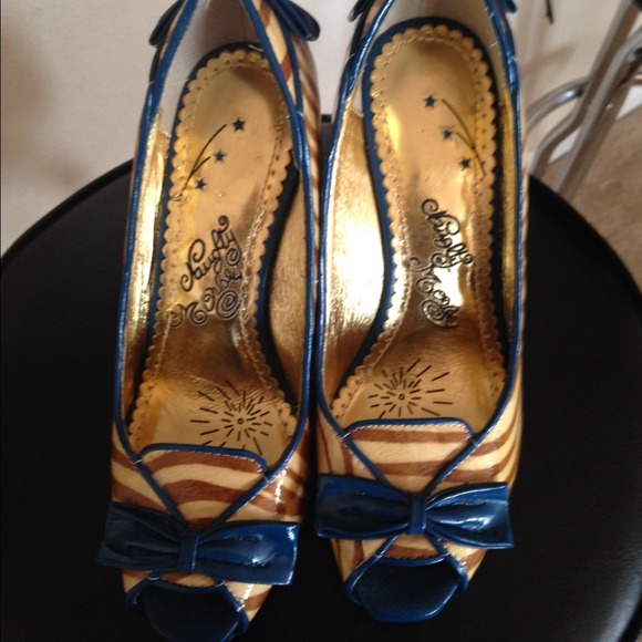 Naughty Monkey Brand New Wedges